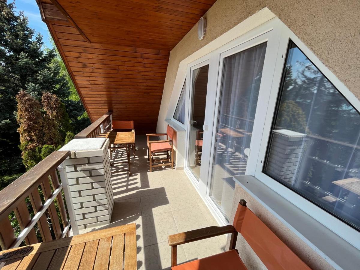 Sunset Beach Apartman Balatonfůzfő エクステリア 写真