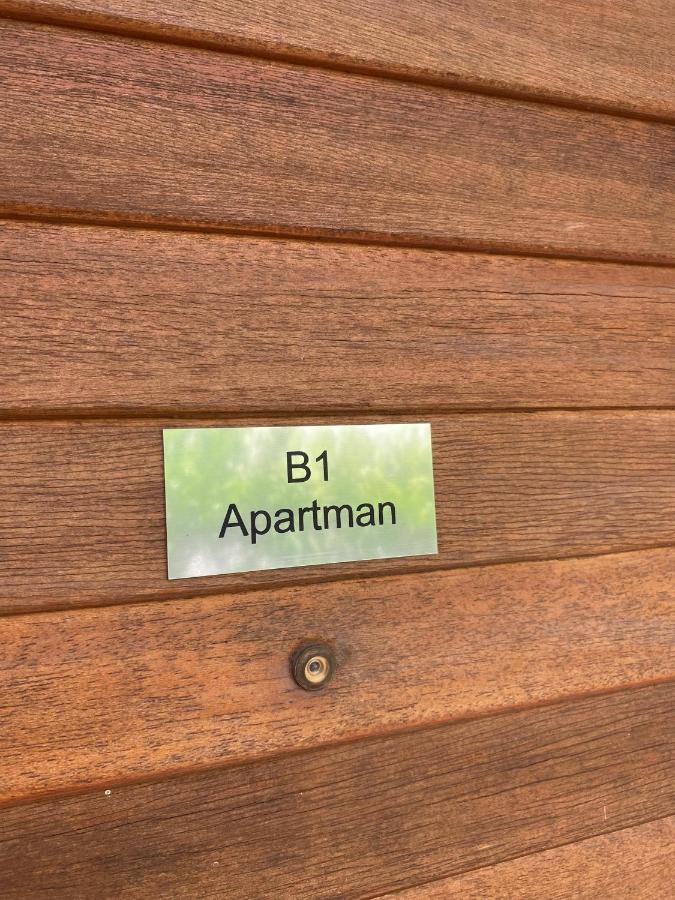 Sunset Beach Apartman Balatonfůzfő エクステリア 写真