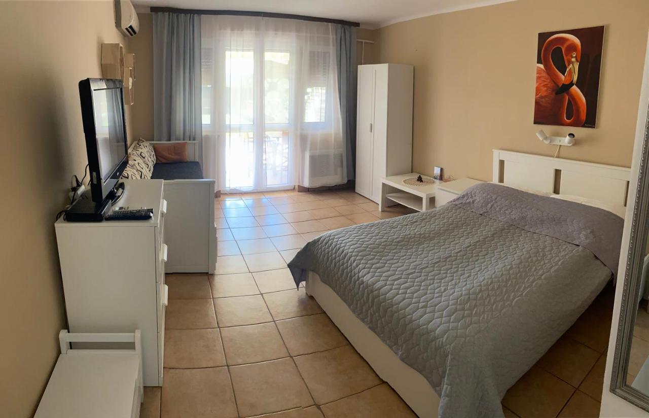 Sunset Beach Apartman Balatonfůzfő エクステリア 写真